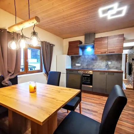 Alpenchalet Dona 公寓 帕尔特嫩