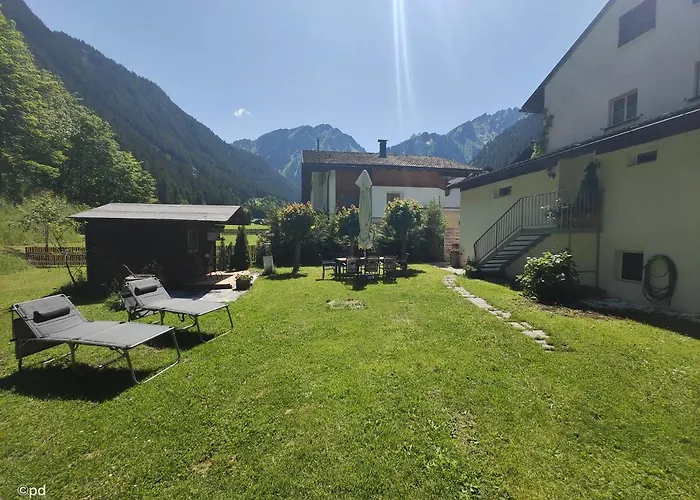 Apartment Alpenchalet Dona